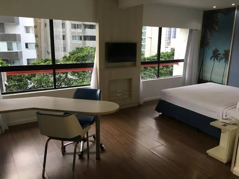 Flat No Mercure Navegantes Récife